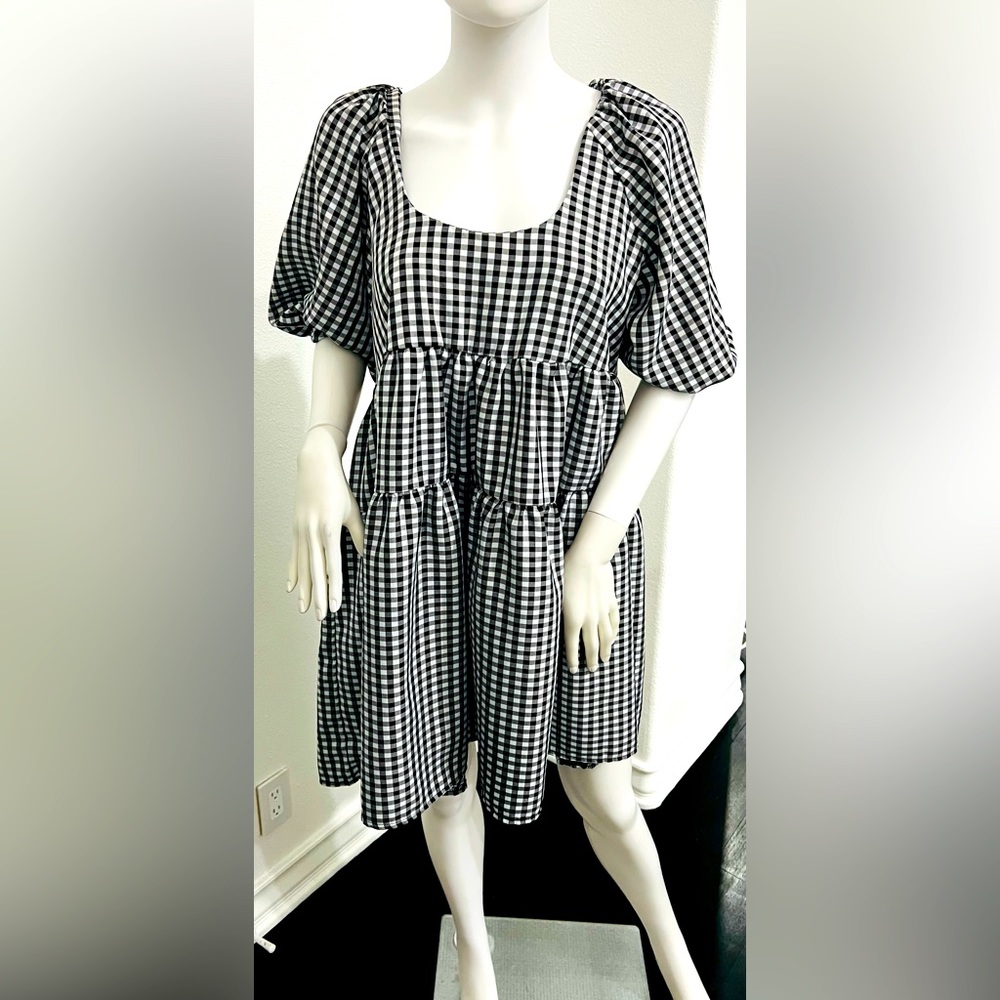 Nasty Gal Black and White Gingham Baby Doll Mini Dress in EUC Size US 8